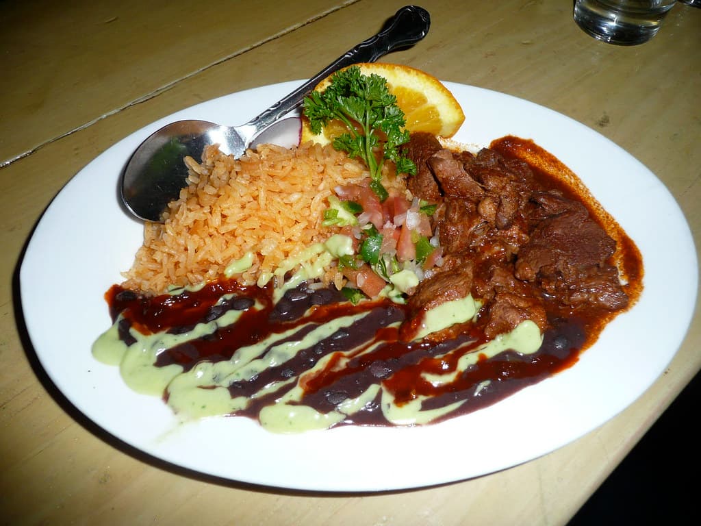 Birria Plate (3 Tacos)