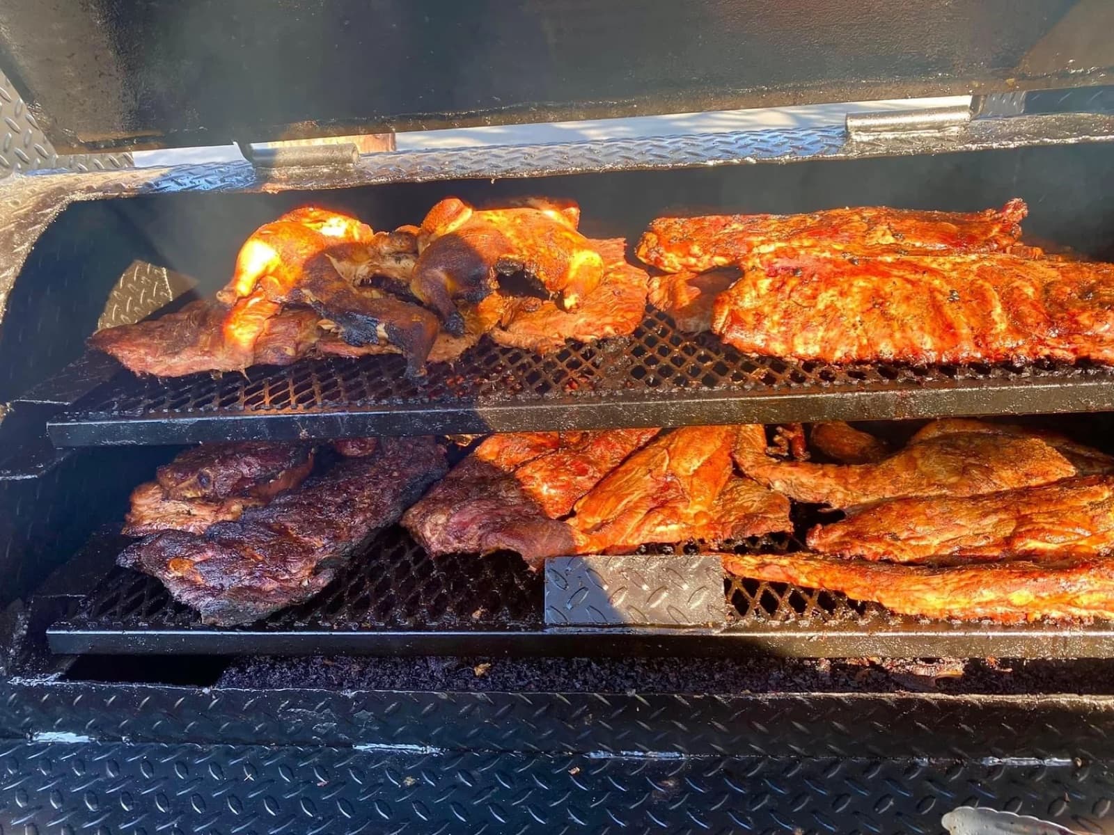Radical Dogg BBQ & Fish, photo 9